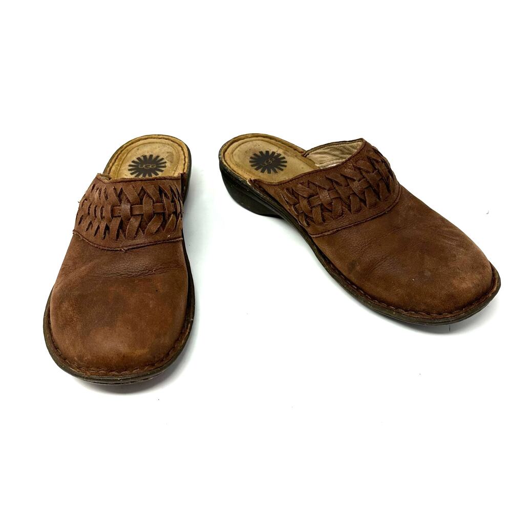 UGG Size 9 Brown Leather Clog Sherpa Lined Slip On Porch Shoes Garden